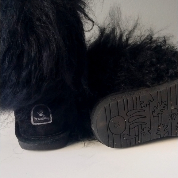 Bearpaw Boo Little Kids Black Shearling Boots Size 13 - Picture 2 of 7